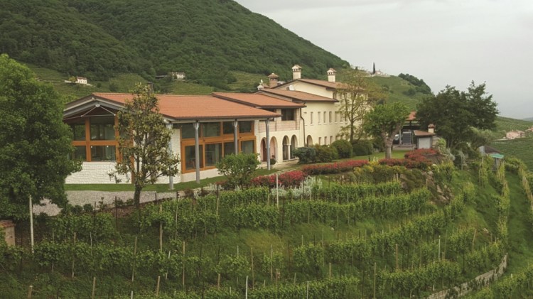 col-vetoraz_nuova-sede-esterno_low