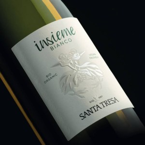 SANTA TRESA PRESENTA INSIEME BIANCO NUOVA VITA ALL’ANTICO VITIGNO SCOMPARSO&nbsp;ALBANELLO